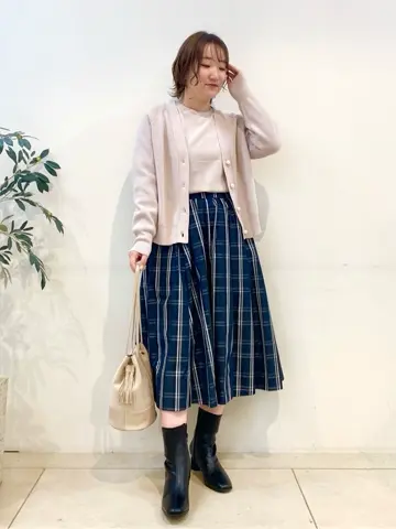 組曲 石井 コーディネート画像