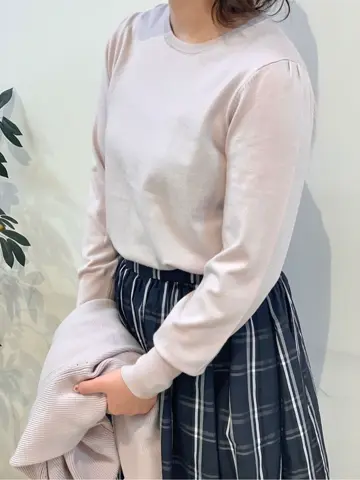 組曲 石井 コーディネート画像