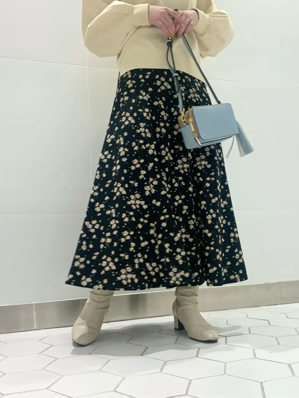 組曲 粟津 コーディネート画像