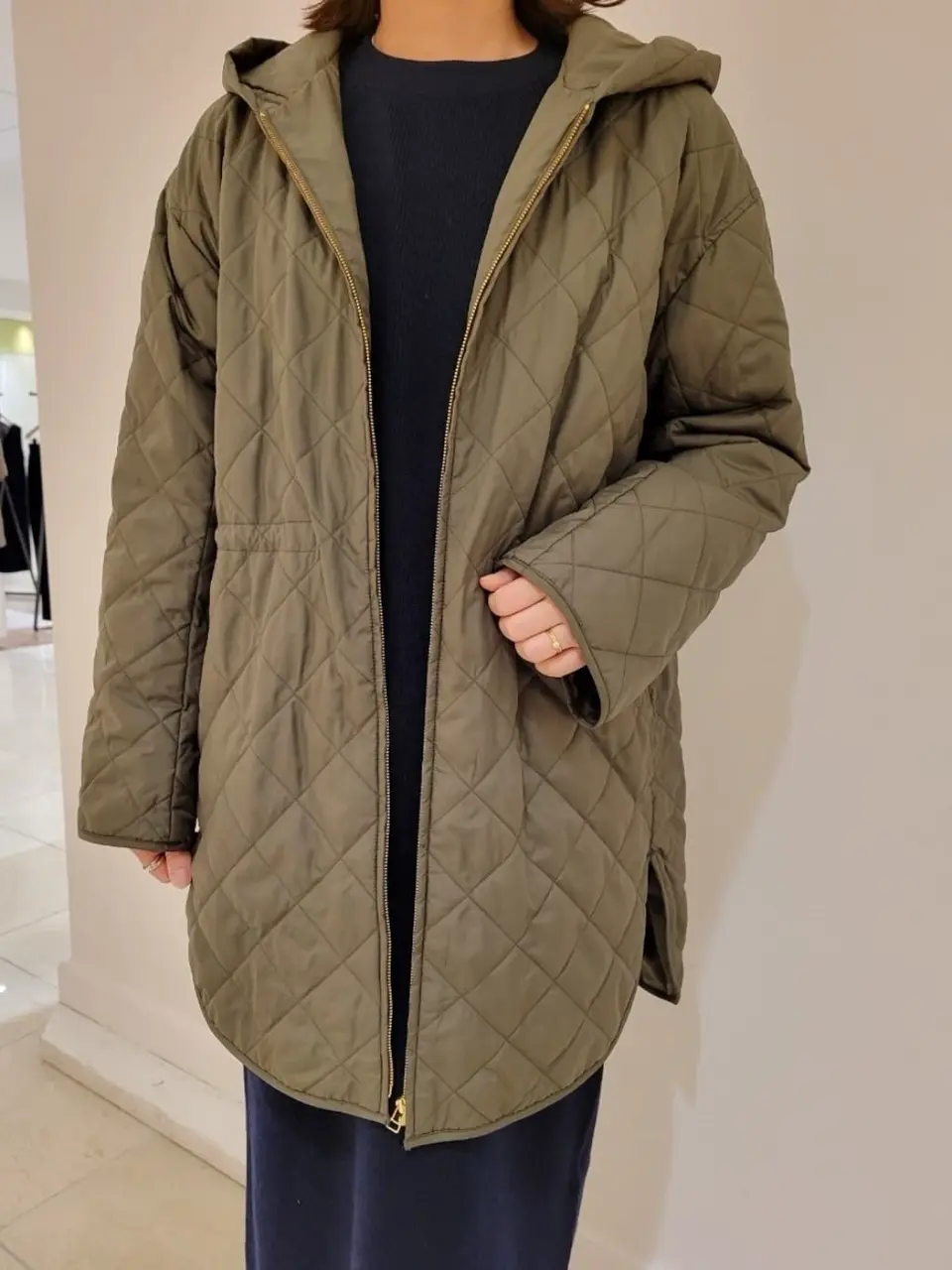 組曲 井上 コーディネート画像