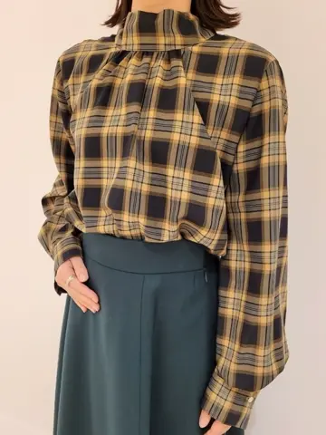 組曲 井上 コーディネート画像