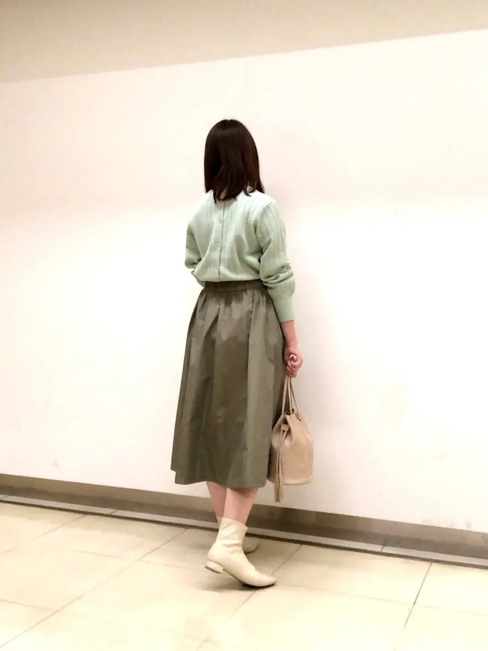 組曲 スタッフ コーディネート画像