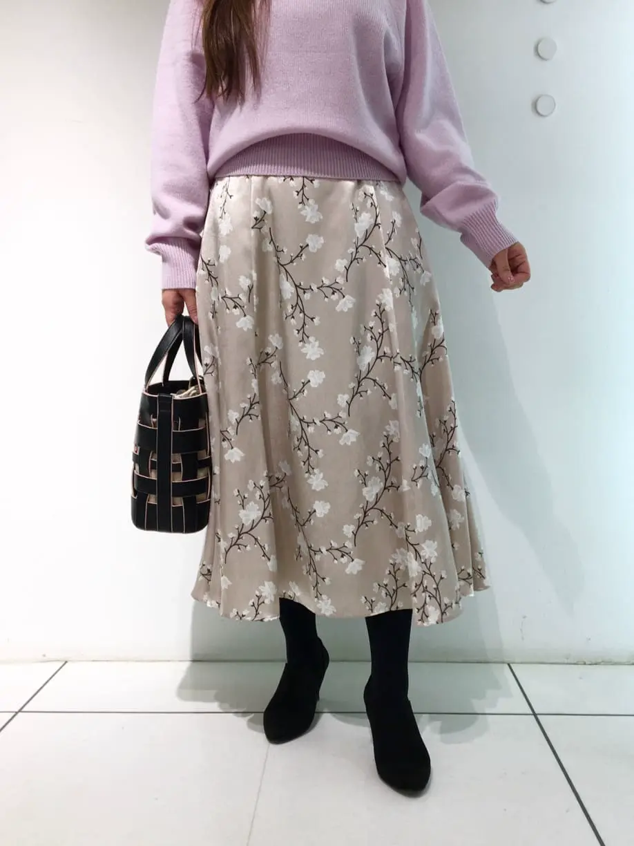 組曲 スタッフ コーディネート画像