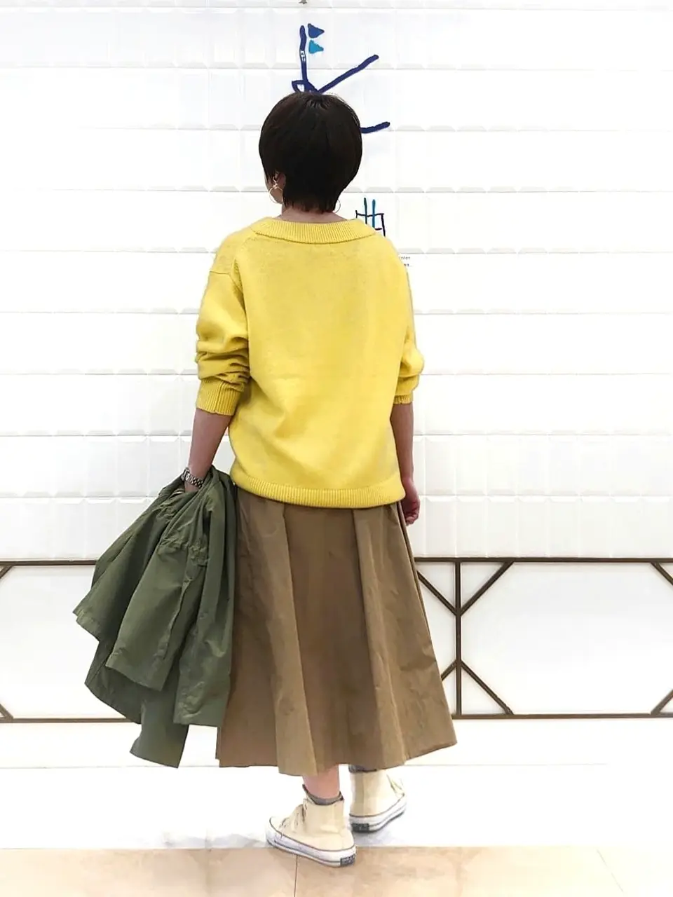 組曲 井上 コーディネート画像