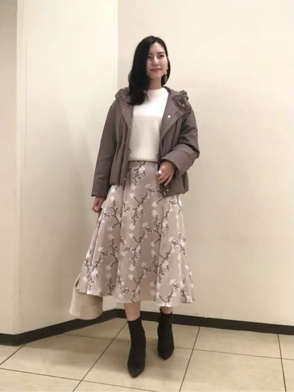 組曲 岩田 コーディネート画像