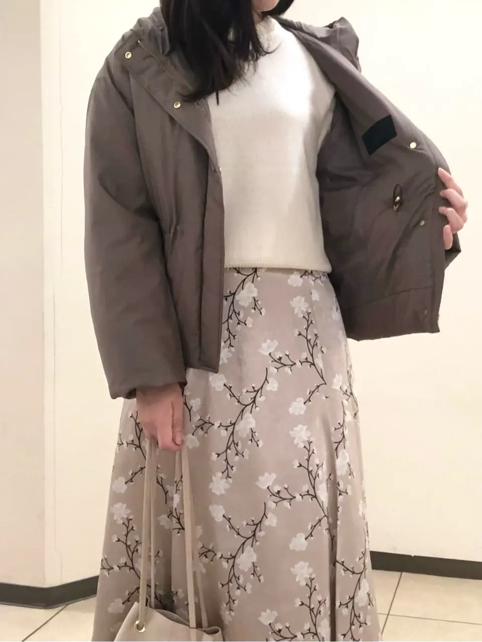 組曲 岩田 コーディネート画像