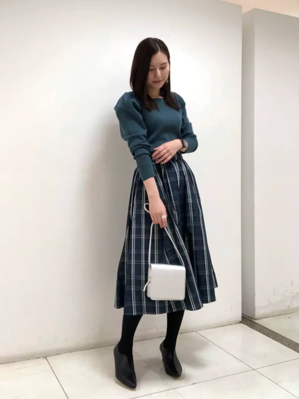 組曲 岩田 コーディネート画像