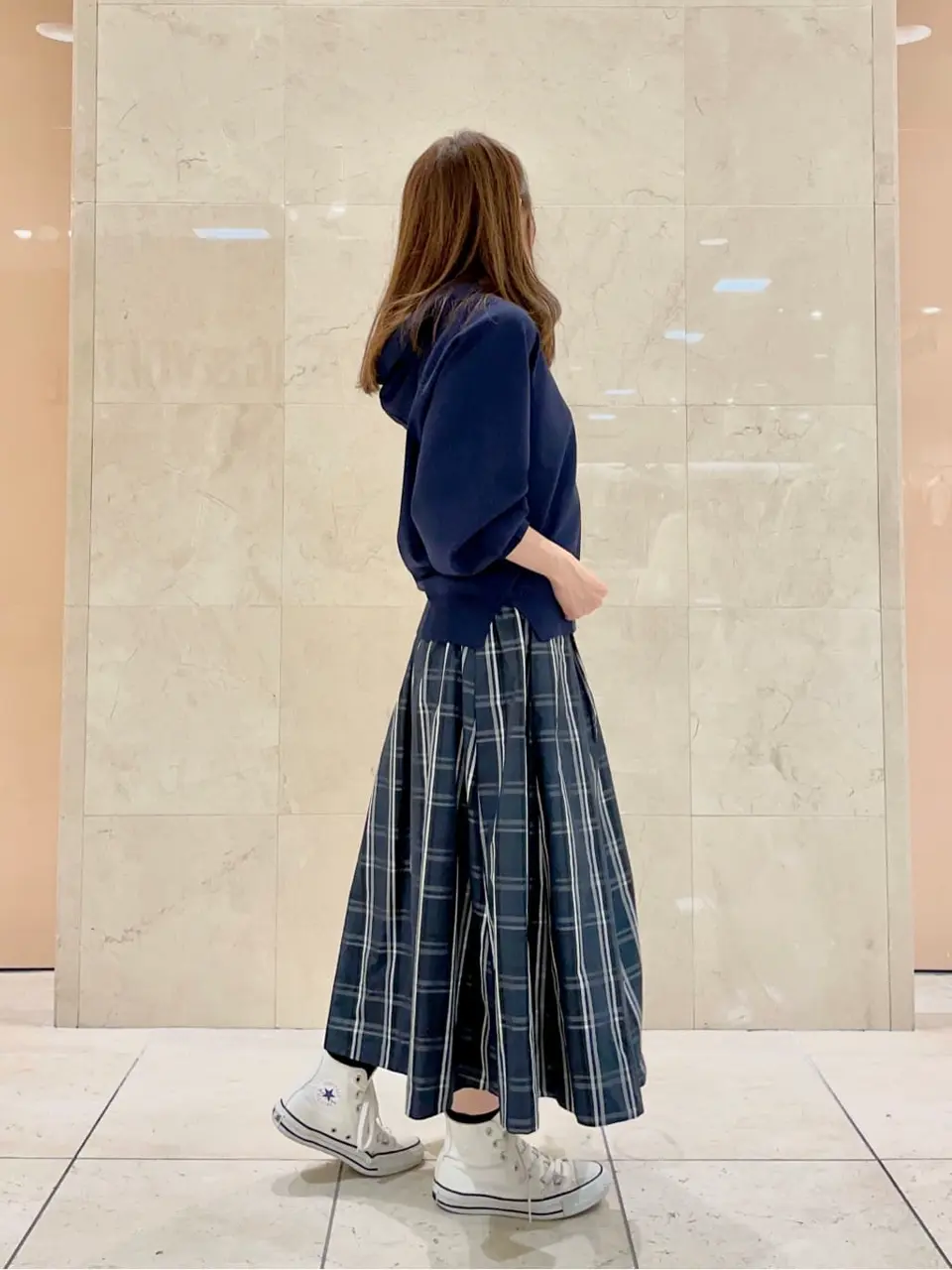 組曲 井上 コーディネート画像