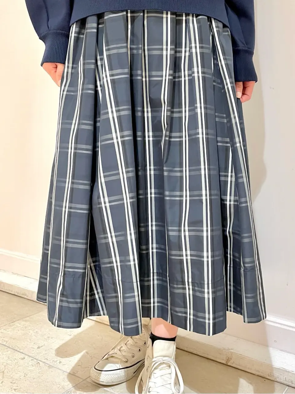 組曲 井上 コーディネート画像