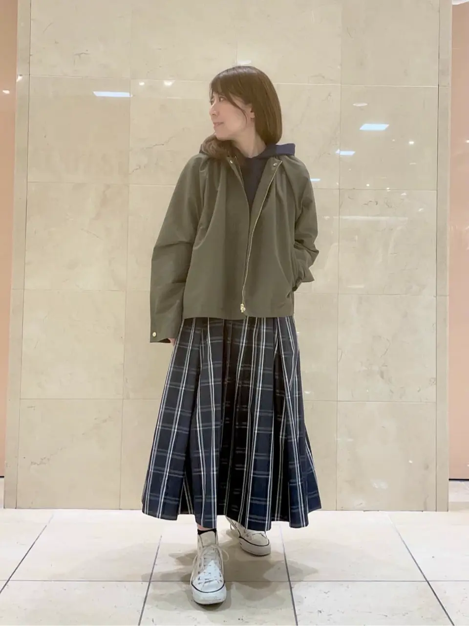 組曲 井上 コーディネート画像