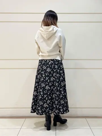 組曲 SAKAI コーディネート画像