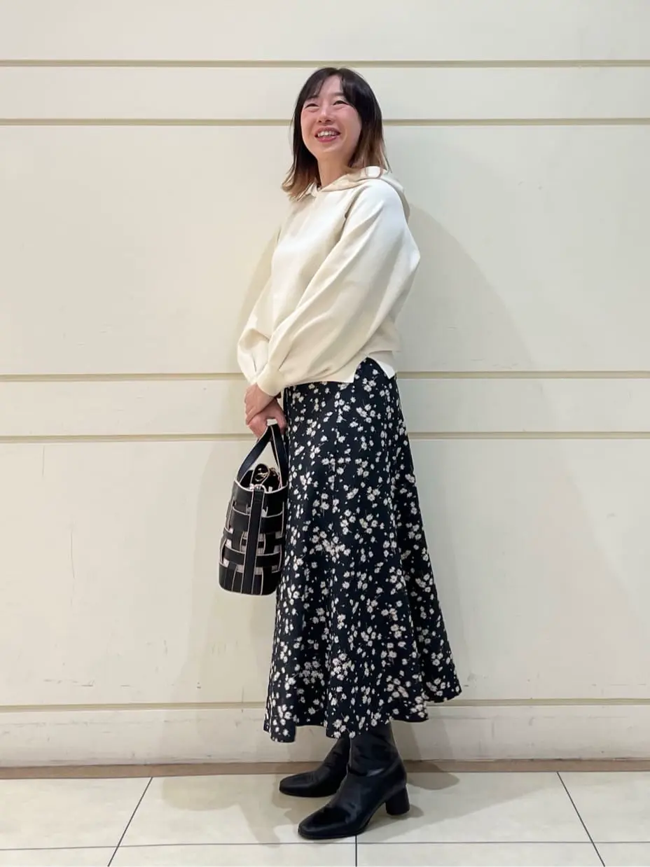 組曲 SAKAI コーディネート画像