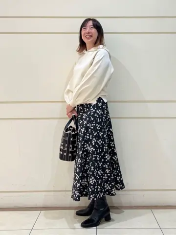 組曲 SAKAI コーディネート画像