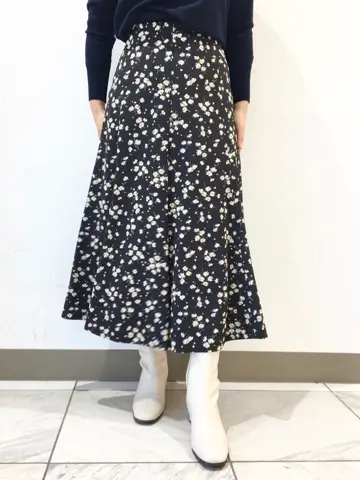 組曲 スタッフ コーディネート画像