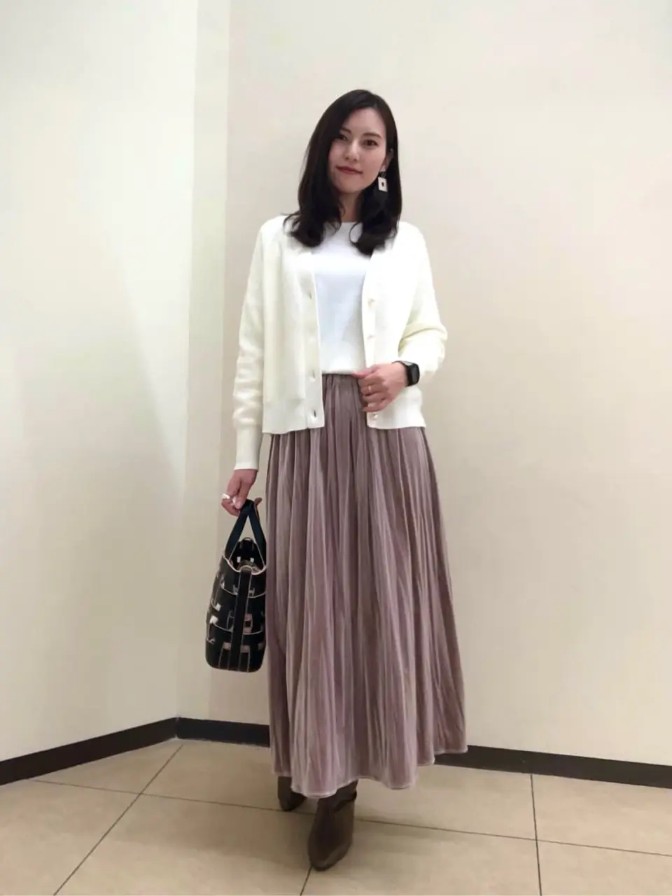 組曲 岩田 コーディネート画像