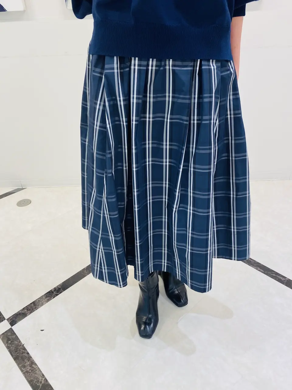 組曲 冨樫 コーディネート画像