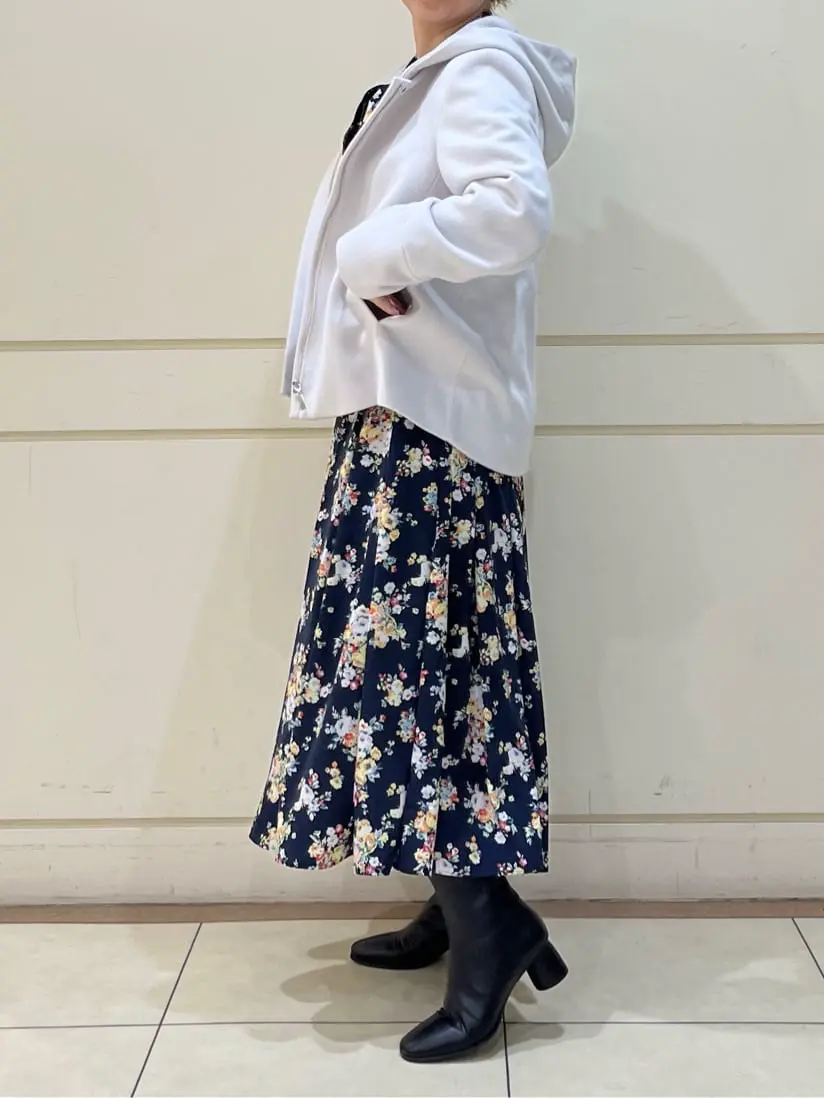 組曲 SAKAI コーディネート画像