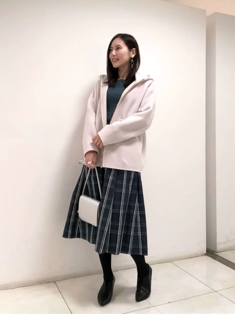 組曲 岩田 コーディネート画像