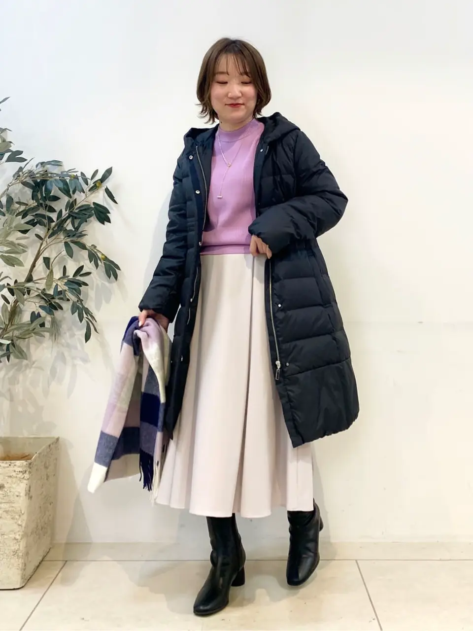 組曲 石井 コーディネート画像