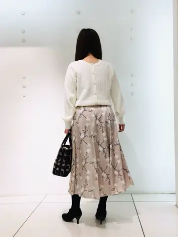 組曲 スタッフ コーディネート画像