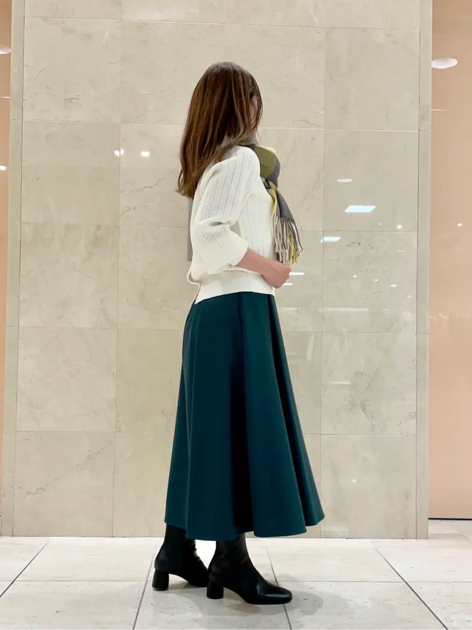 組曲 井上 コーディネート画像