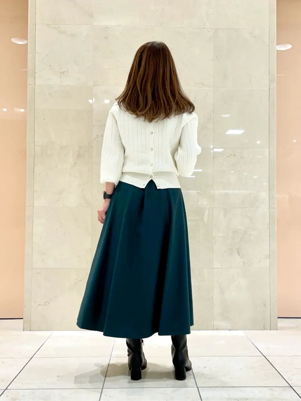 組曲 井上 コーディネート画像