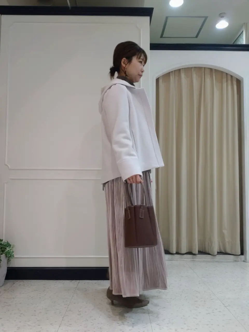 組曲 小林 コーディネート画像