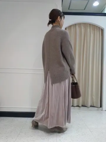 組曲 小林 コーディネート画像