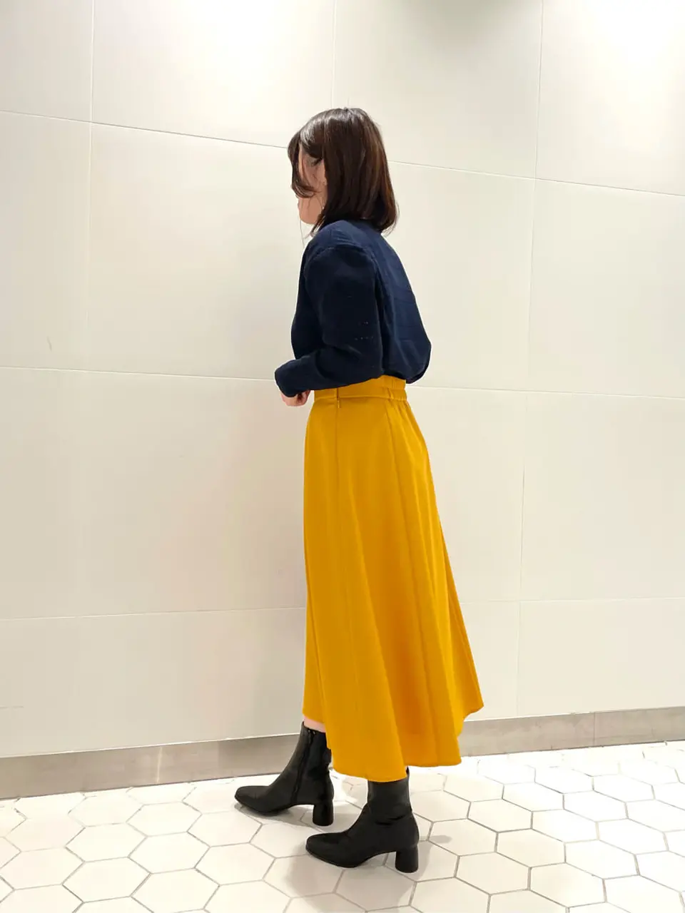 組曲 スタッフ コーディネート画像