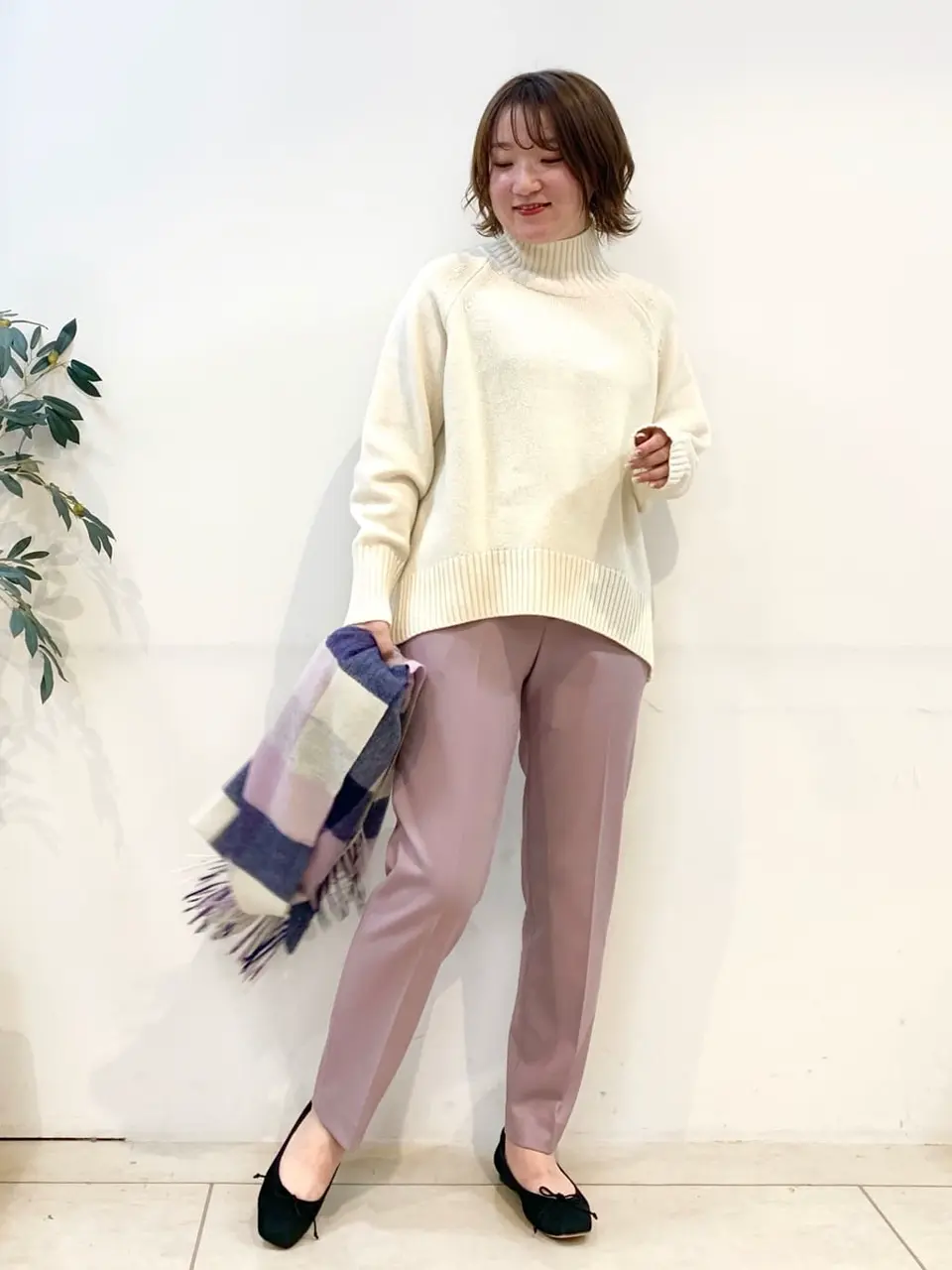 組曲 石井 コーディネート画像