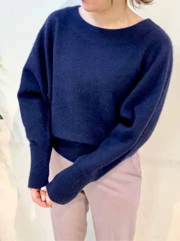 組曲 石井 コーディネート画像