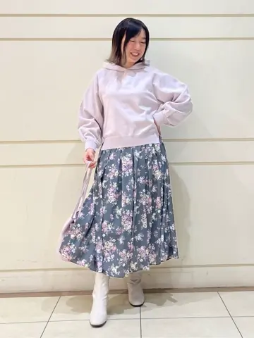 組曲 SAKAI コーディネート画像