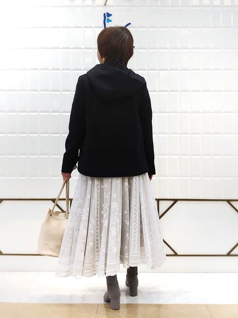 組曲 井上 コーディネート画像