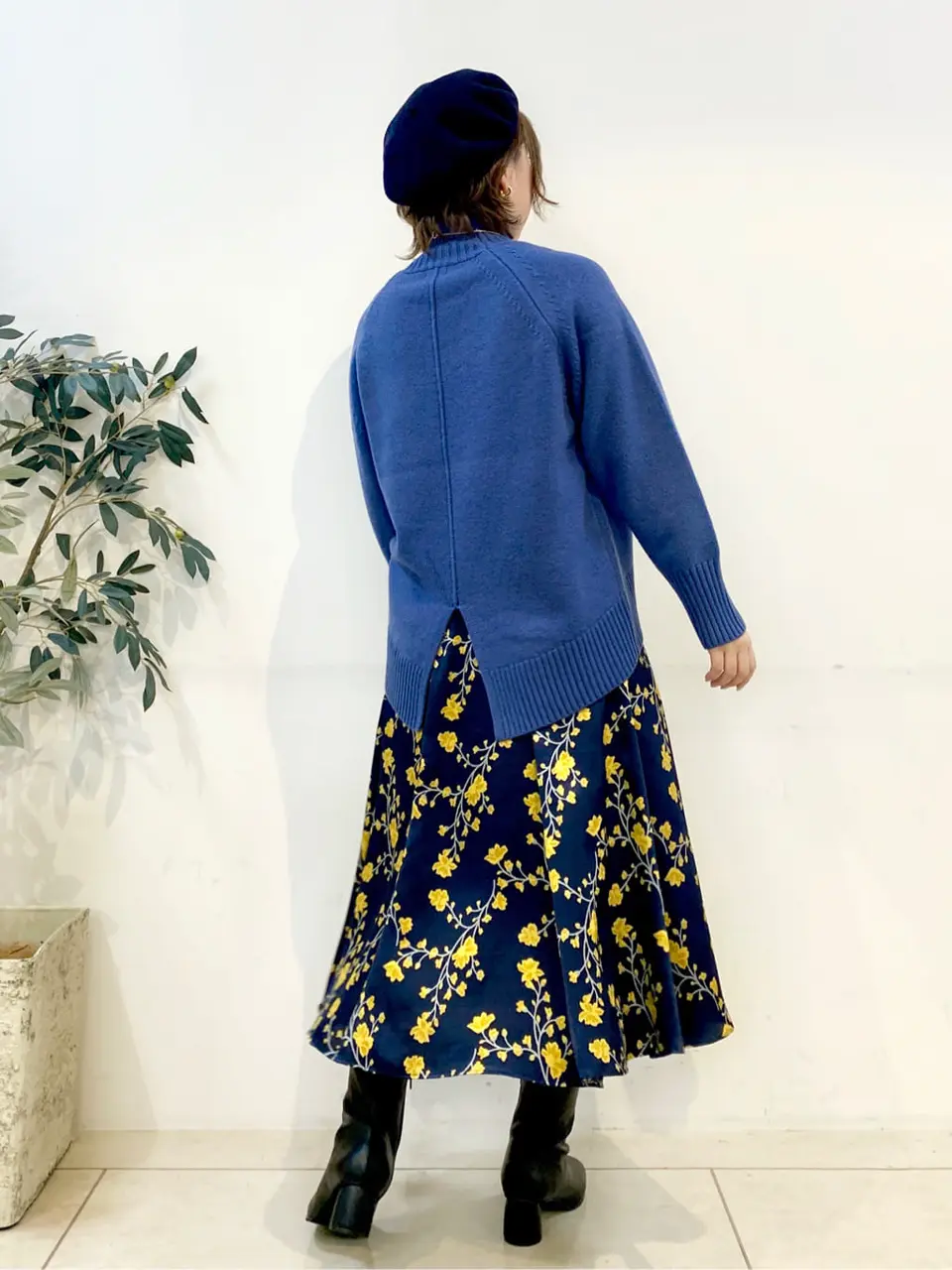 組曲 石井 コーディネート画像