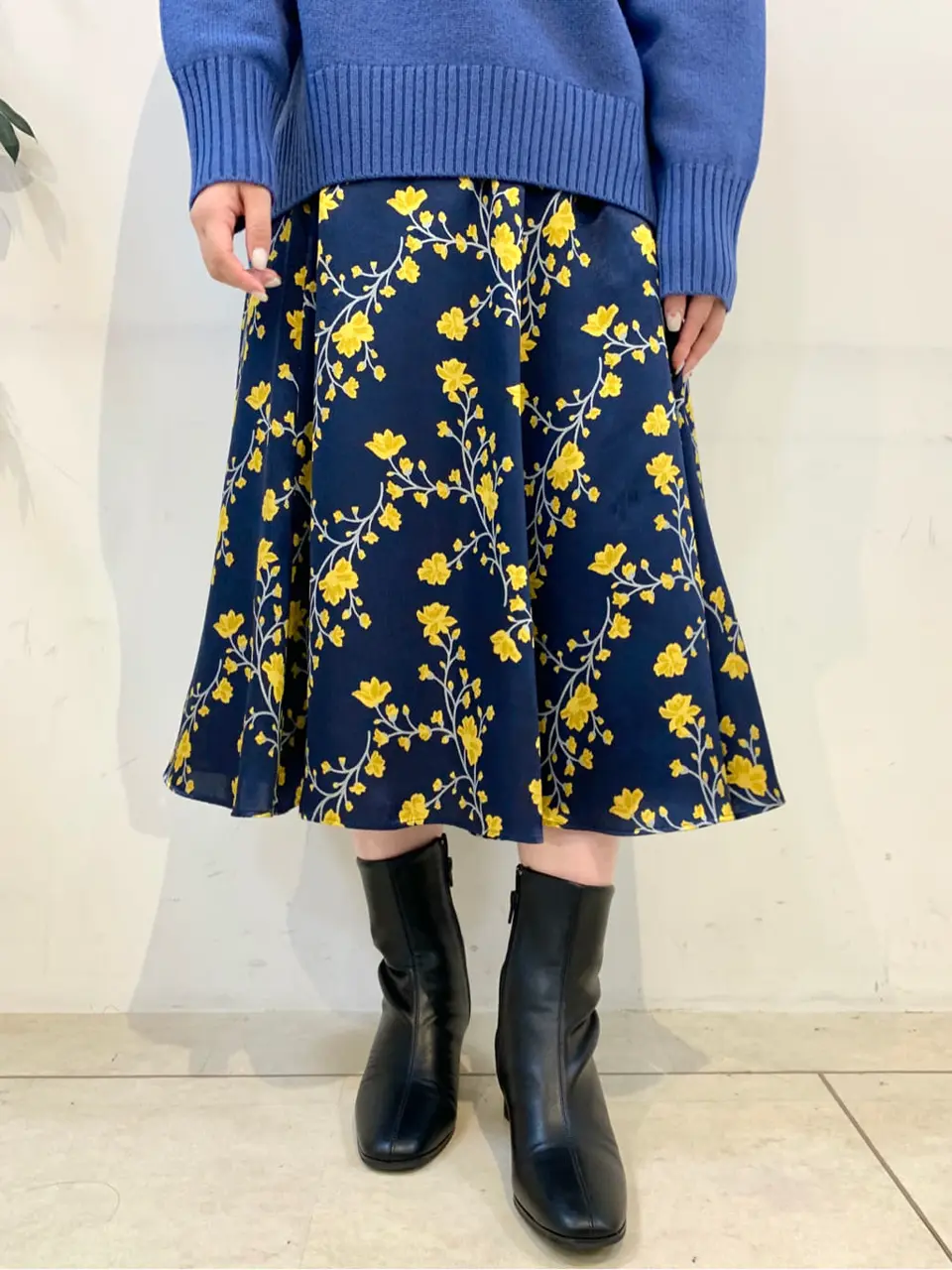 組曲 石井 コーディネート画像