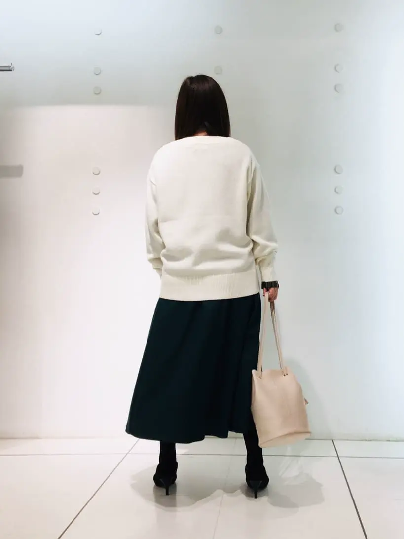 組曲 スタッフ コーディネート画像