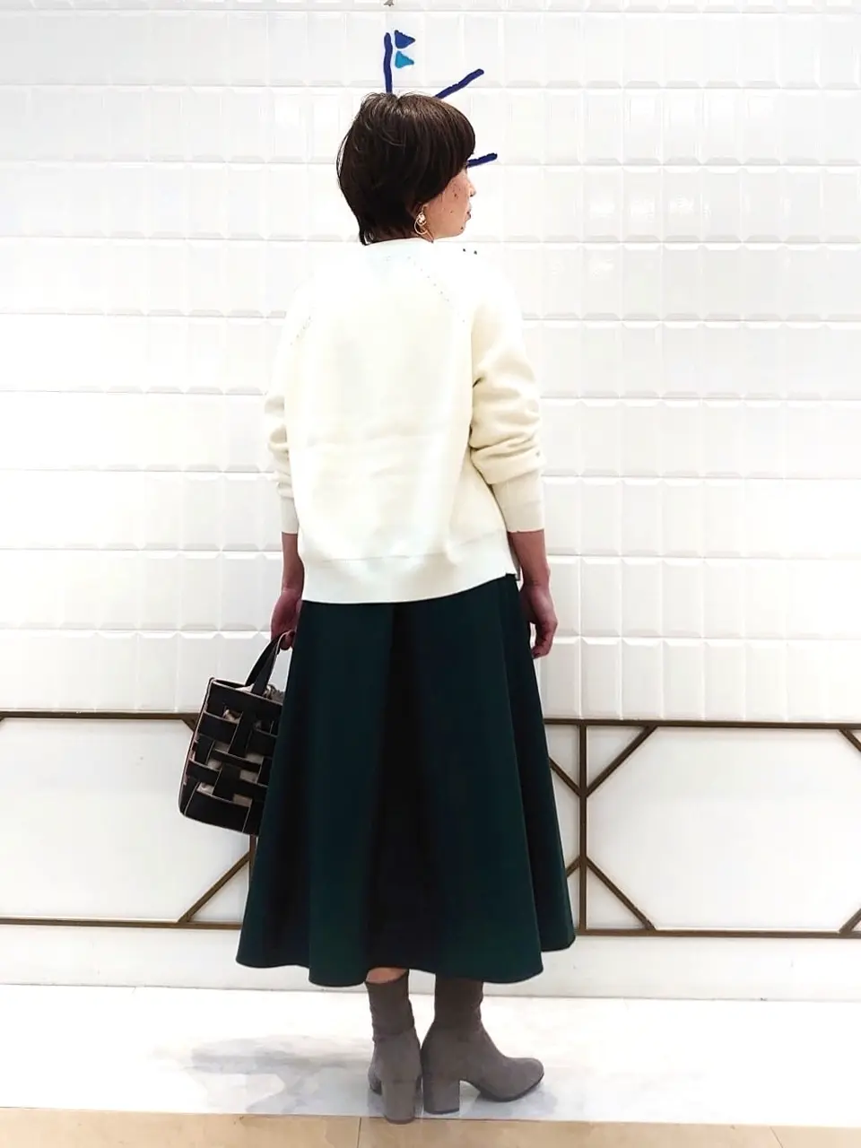 組曲 井上 コーディネート画像