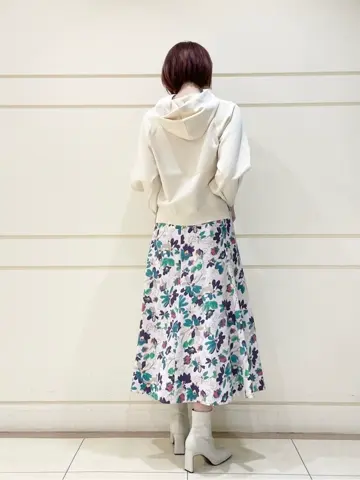 組曲 イナムラ コーディネート画像