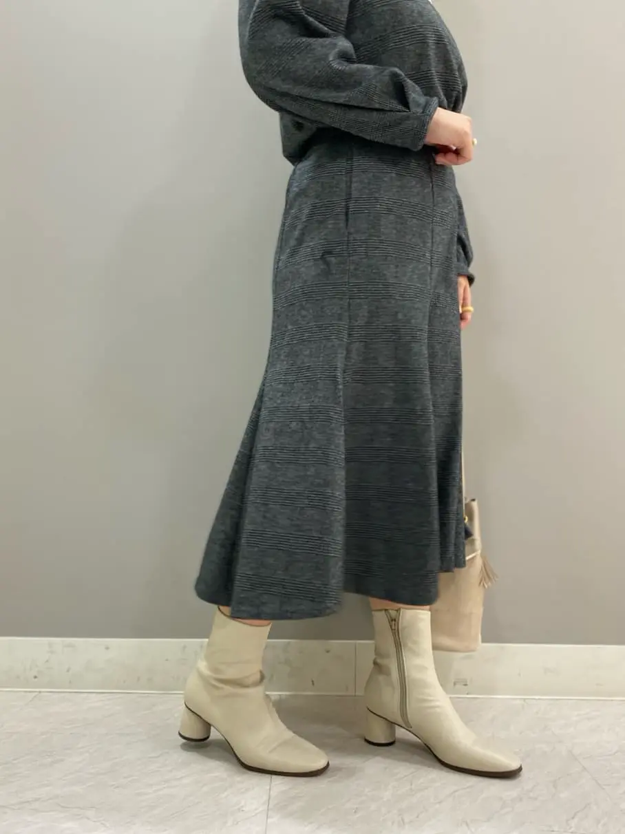 組曲 KATO コーディネート画像