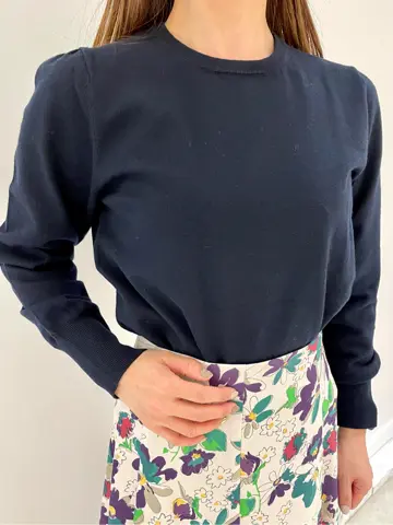 組曲 井上 コーディネート画像