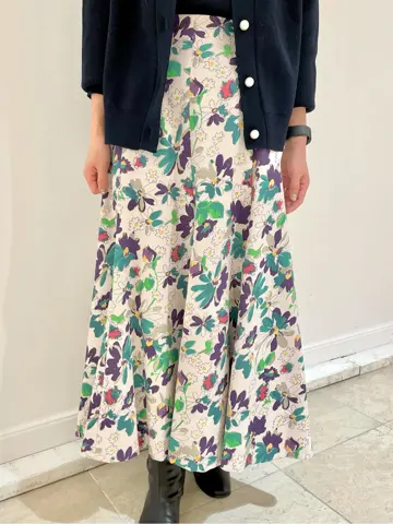 組曲 井上 コーディネート画像