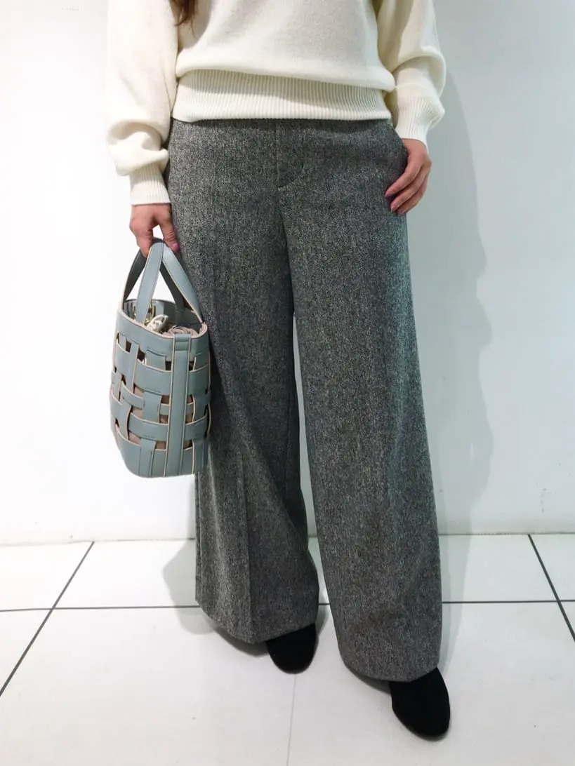 組曲 スタッフ コーディネート画像