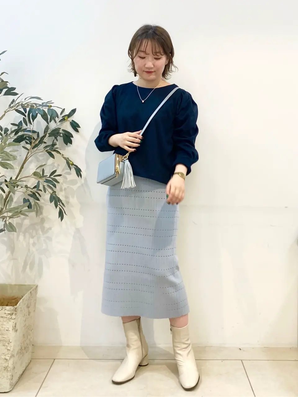 組曲 石井 コーディネート画像