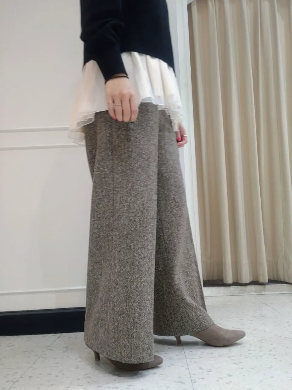 組曲 小林 コーディネート画像