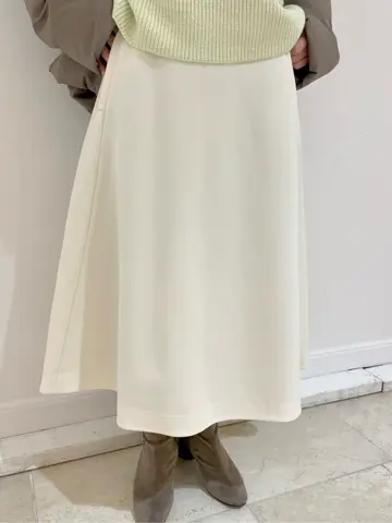 組曲 井上 コーディネート画像