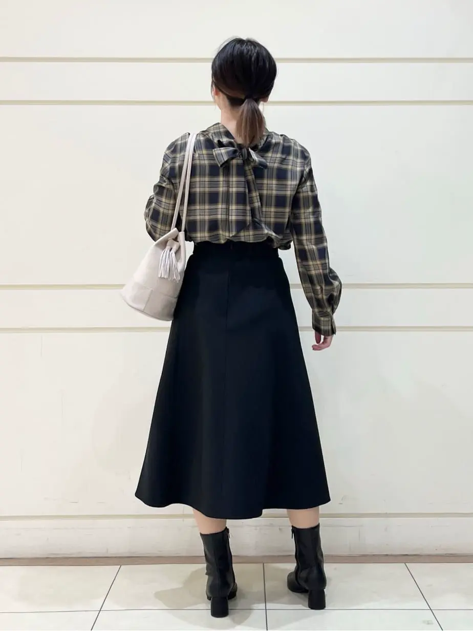 組曲 SAKAI コーディネート画像