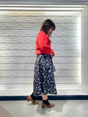 組曲 スタッフ コーディネート画像