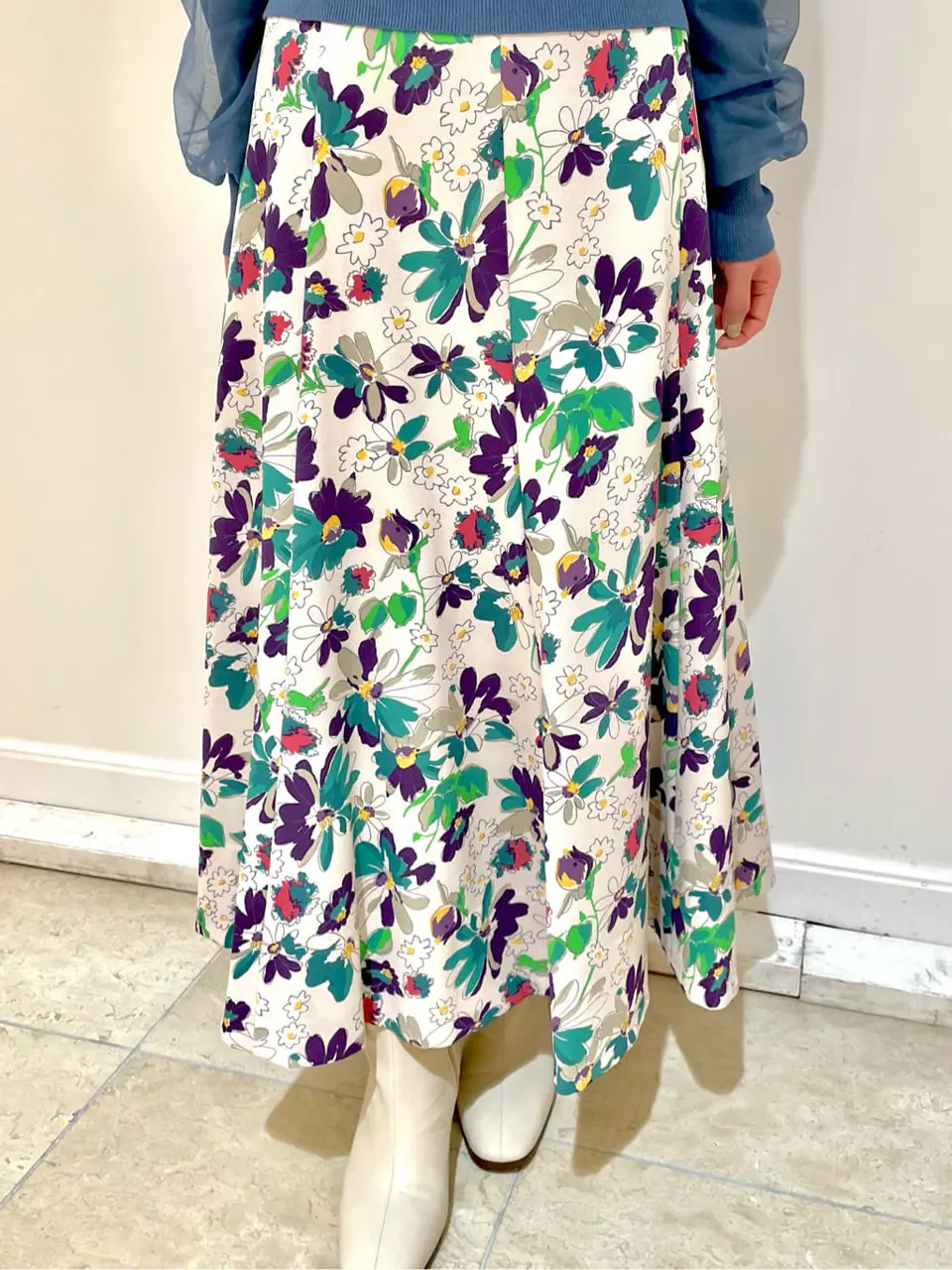 組曲 井上 コーディネート画像