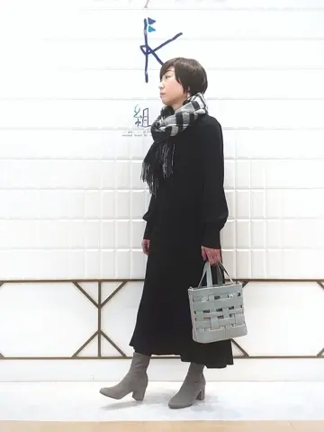 組曲 井上 コーディネート画像