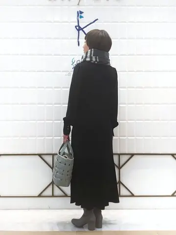 組曲 井上 コーディネート画像